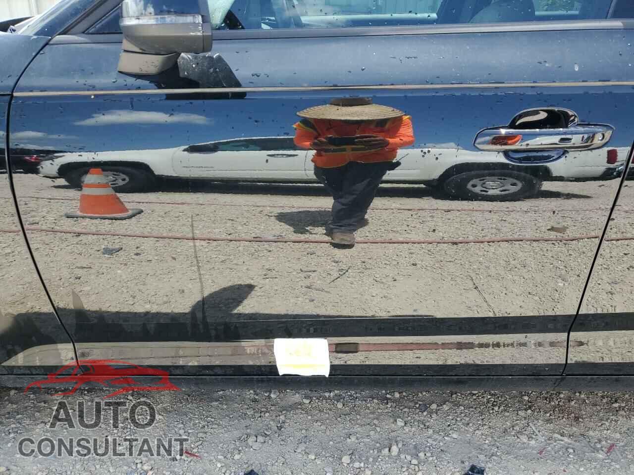 AUDI A4 2017 - WAUANAF46HN052461