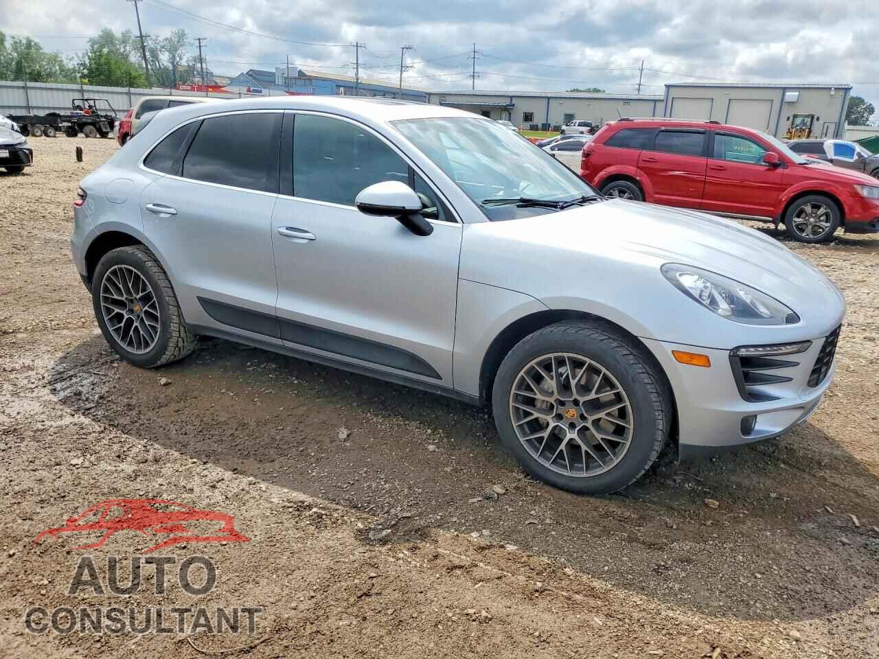 PORSCHE MACAN 2016 - WP1AB2A56GLB44700