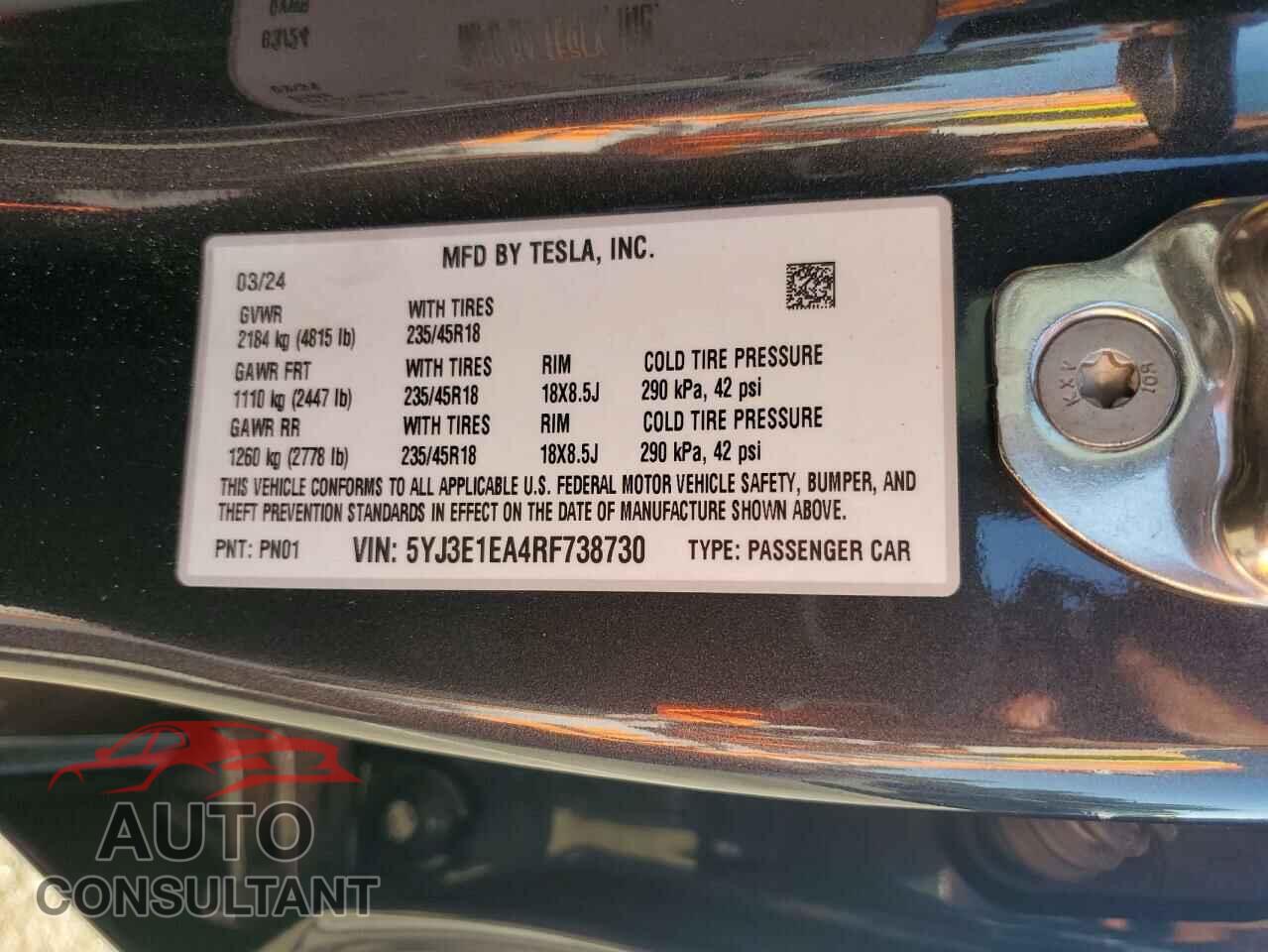 TESLA MODEL 3 2024 - 5YJ3E1EA4RF738730