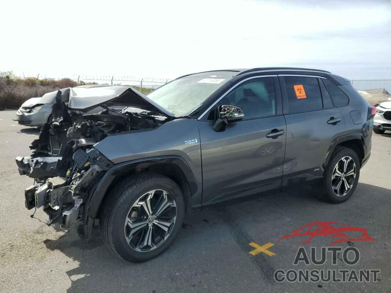TOYOTA RAV4 2021 - JTMFB3FV7MD008829