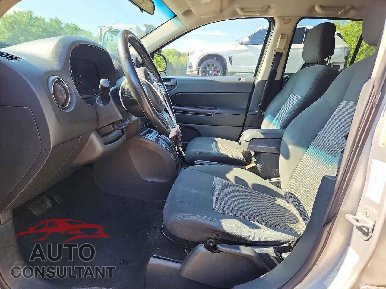 JEEP COMPASS 2011 - 1J4NT1FB1BD162124