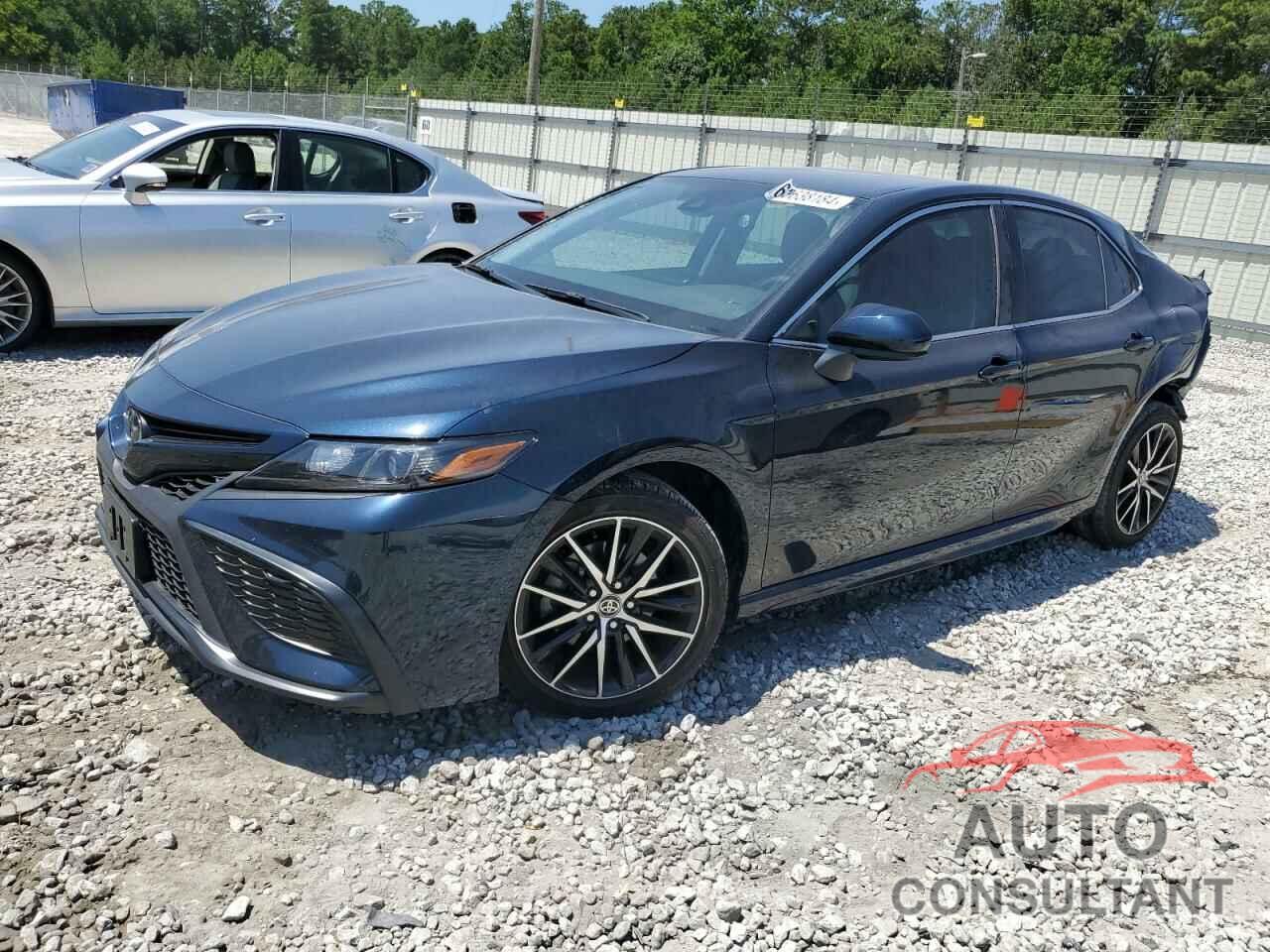 TOYOTA CAMRY 2021 - 4T1G11AK2MU575793