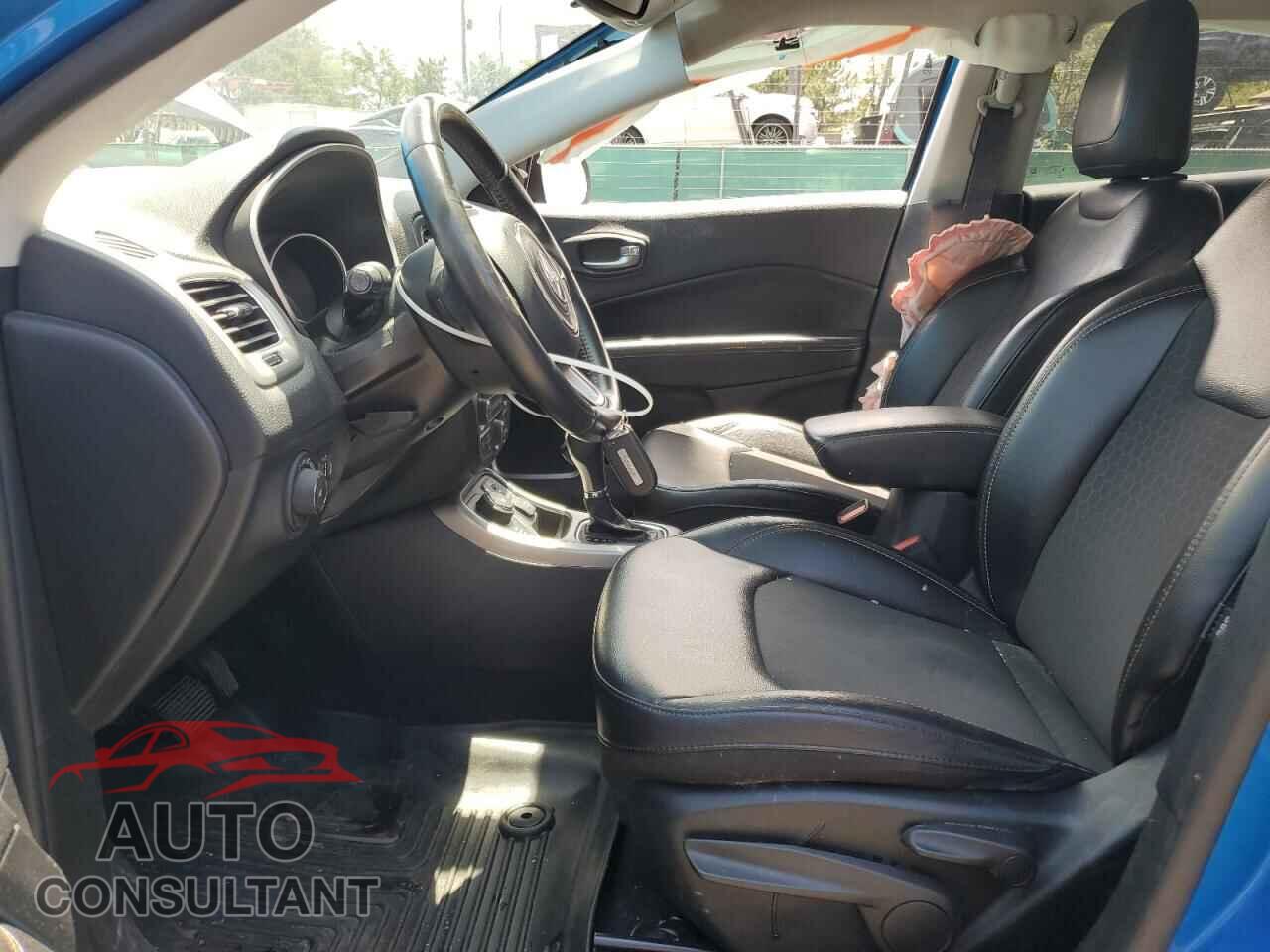 JEEP COMPASS 2019 - 3C4NJDBB0KT723507