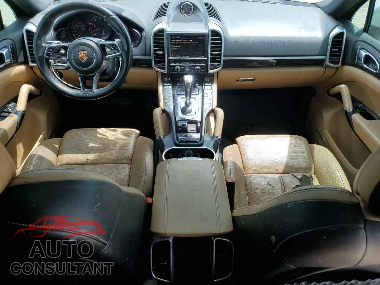 PORSCHE CAYENNE 2016 - WP1AA2A26GLA05286