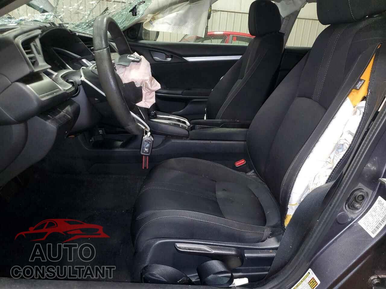HONDA CIVIC 2017 - 2HGFC2F77HH565629