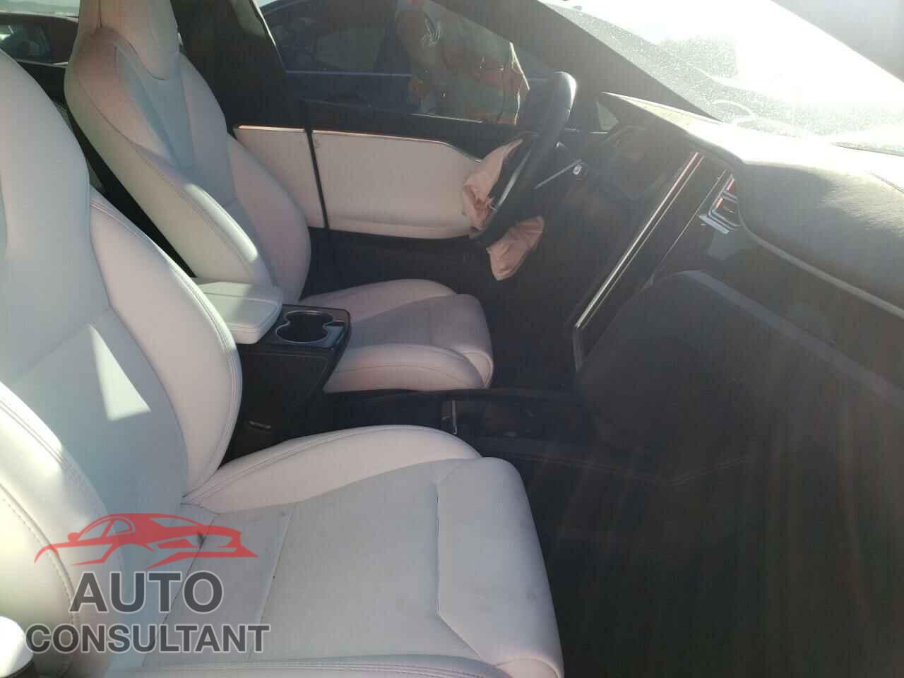 TESLA MODEL S 2017 - 5YJSA1E25HF229390