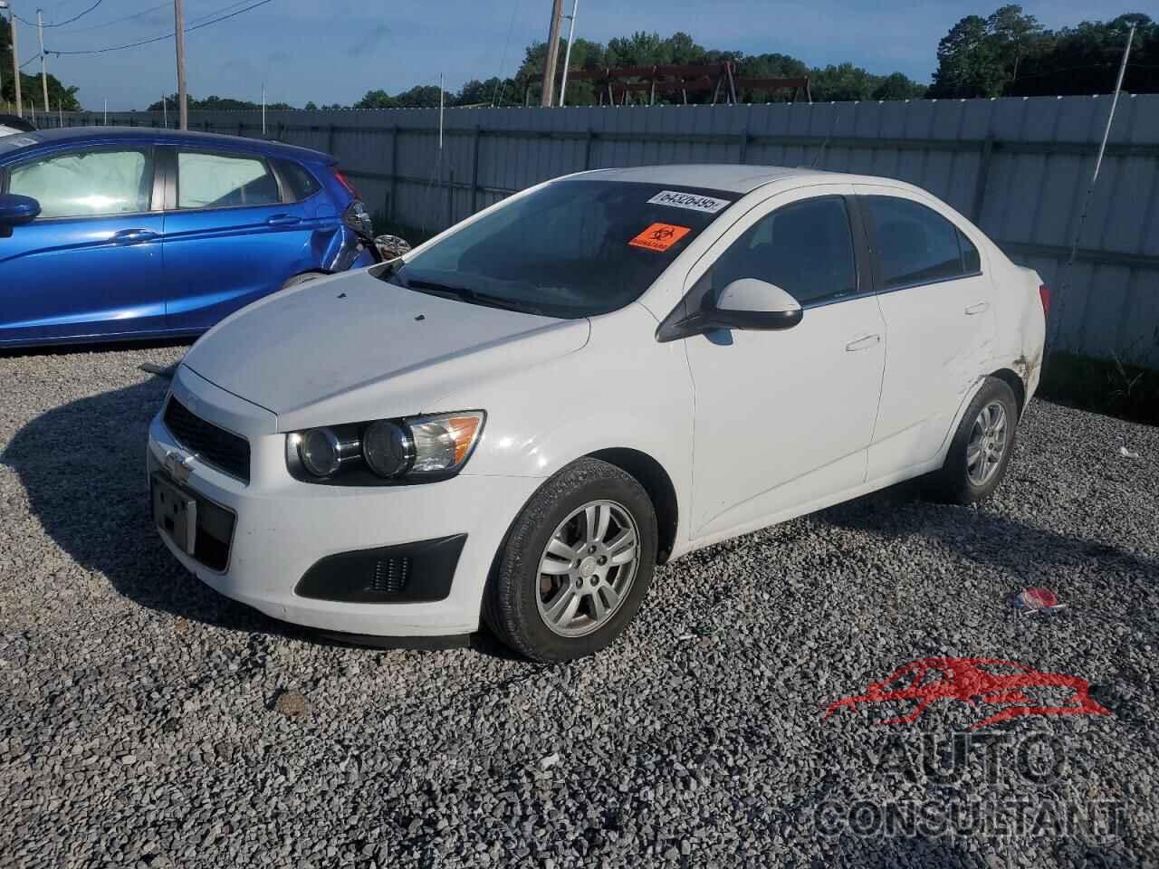 CHEVROLET SONIC 2016 - 1G1JC5SG8G4150369