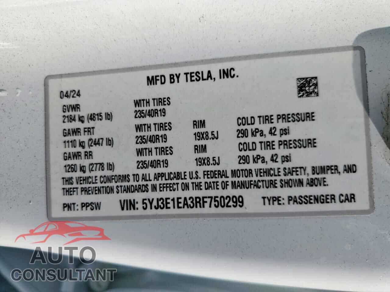 TESLA MODEL 3 2024 - 5YJ3E1EA3RF750299