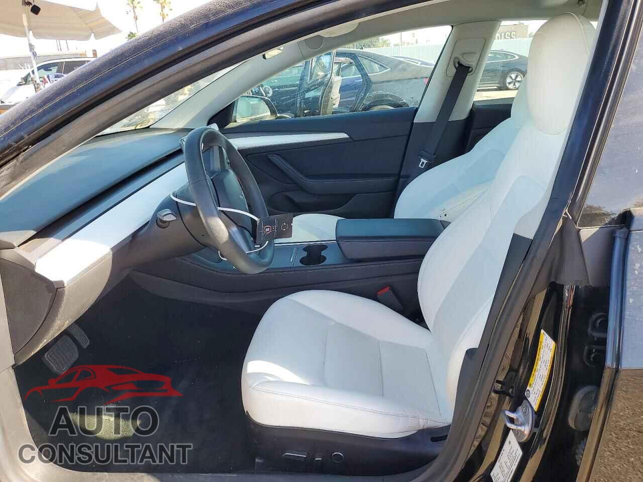 TESLA MODEL 3 2021 - 5YJ3E1EA2MF066045