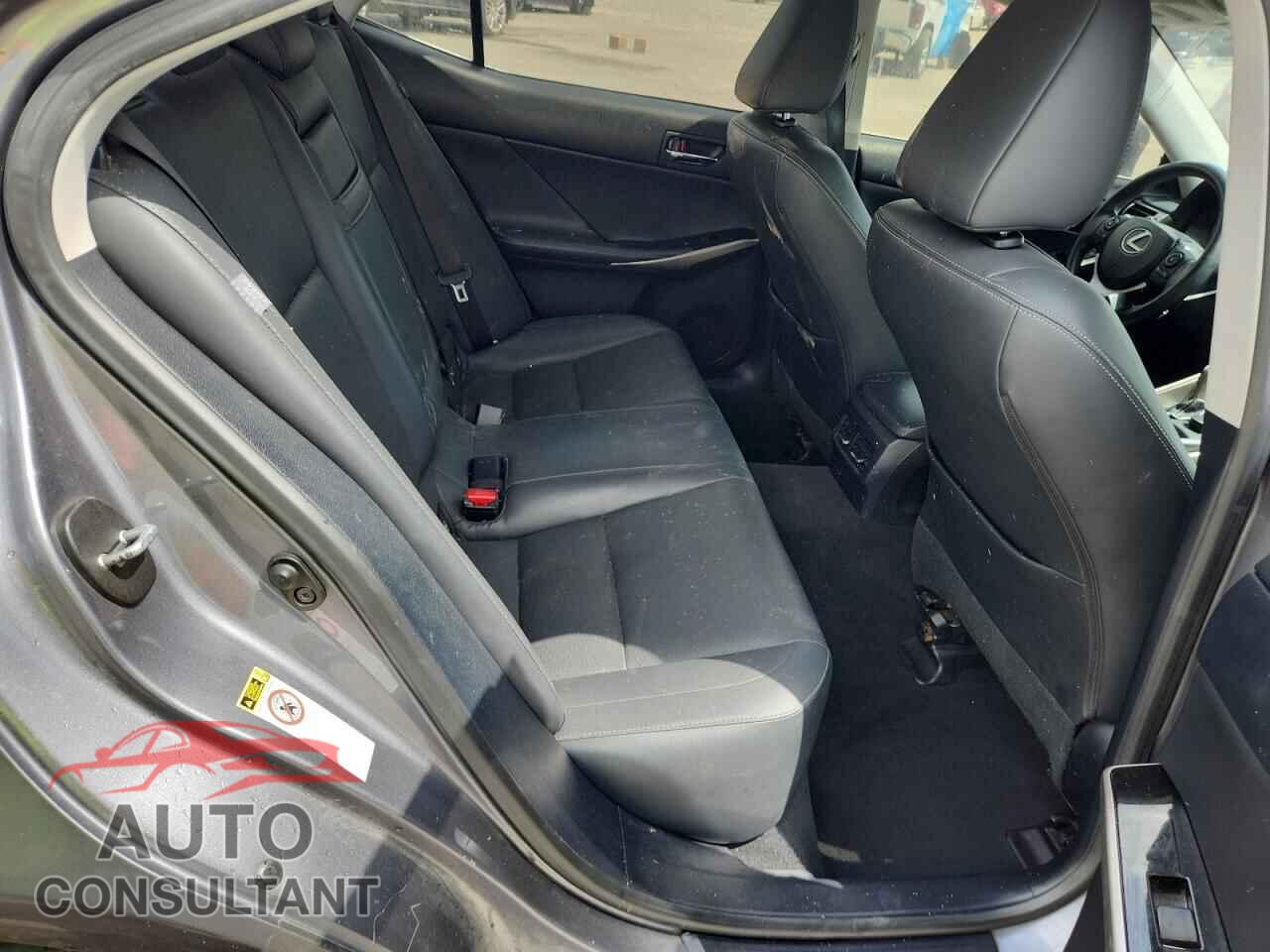 LEXUS IS 2015 - JTHBF1D22F5044486