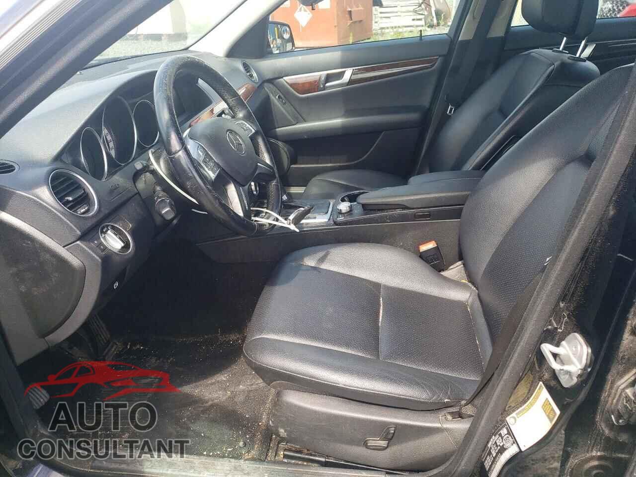 MERCEDES-BENZ C-CLASS 2012 - WDDGF8FB5CA708253