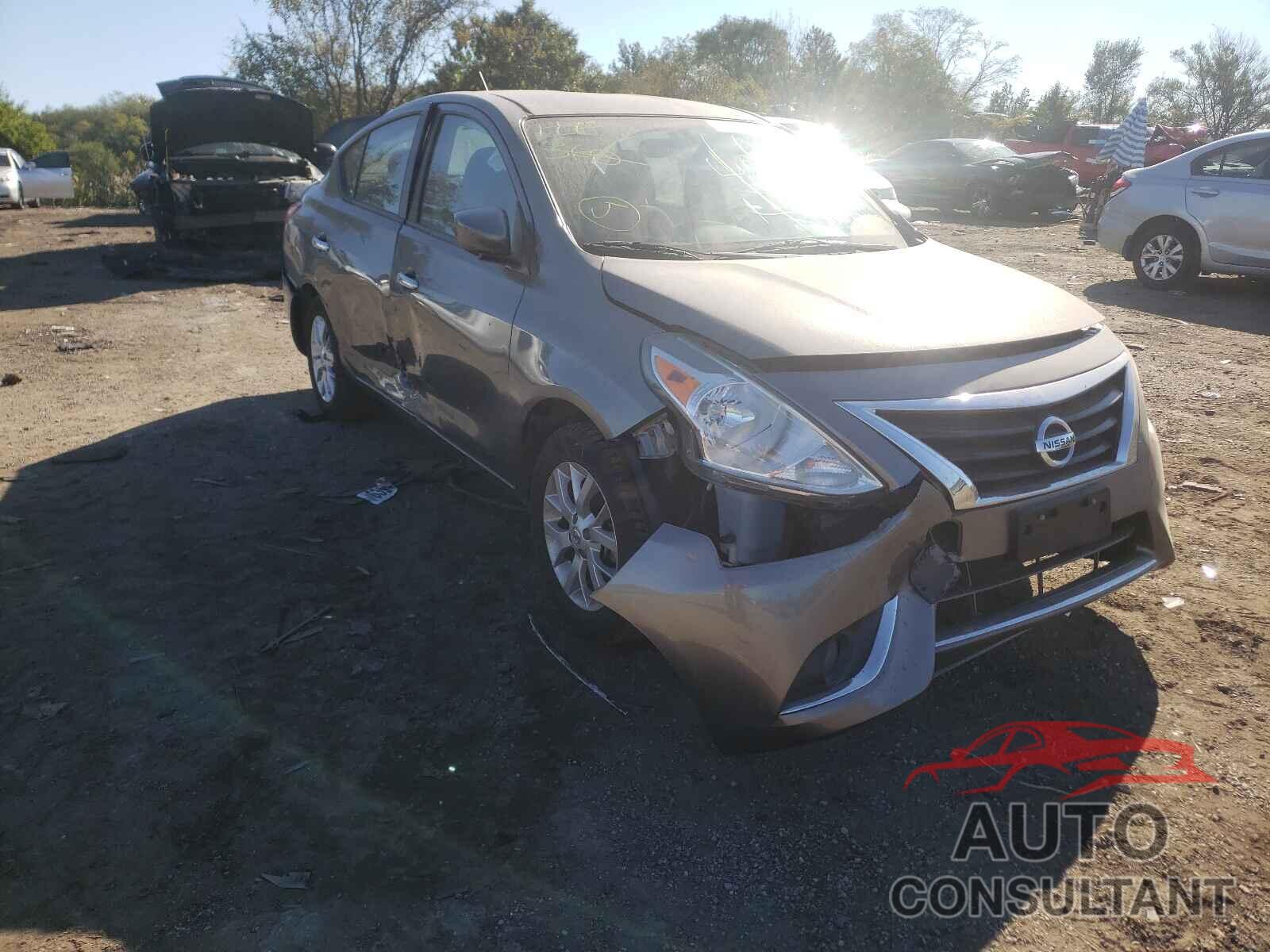 NISSAN VERSA 2018 - 3N1CN7AP8JL835533