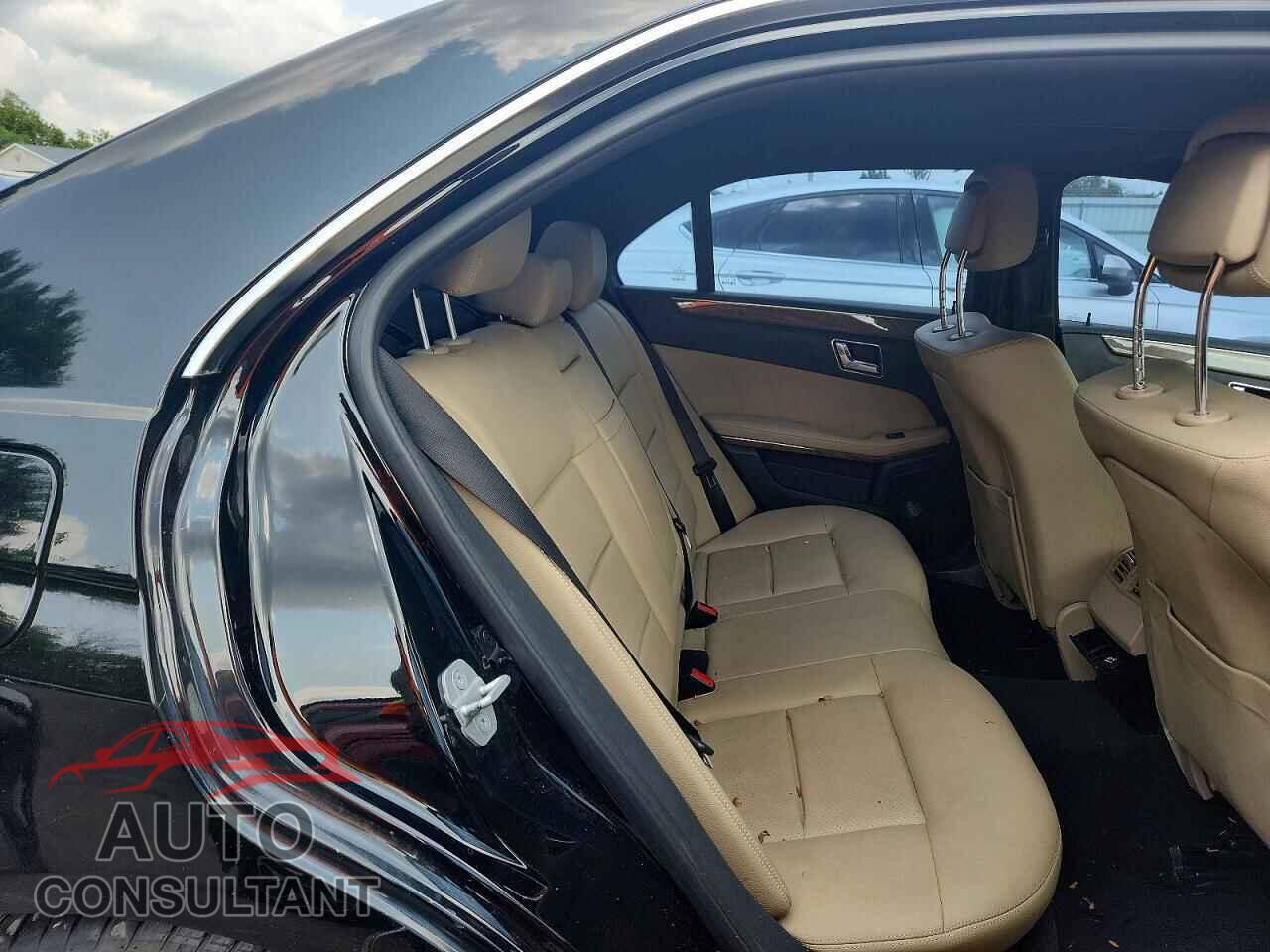 MERCEDES-BENZ E-CLASS 2011 - WDDHF8HB1BA406913