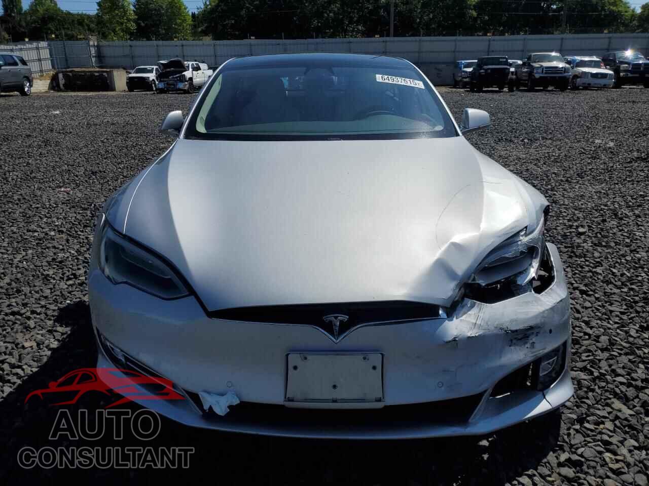 TESLA MODEL S 2017 - 5YJSA1E24HF228585