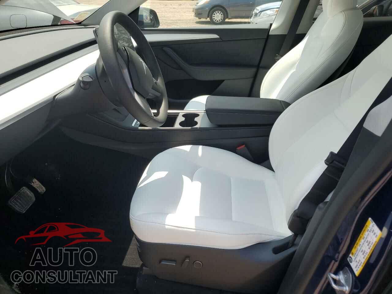 TESLA MODEL Y 2023 - 7SAYGAEE6PF957434