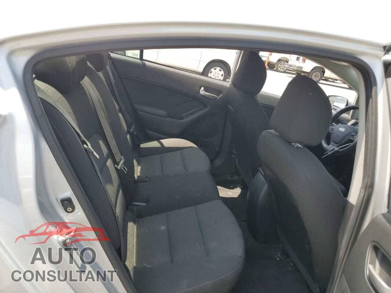 KIA FORTE 2017 - 3KPFK4A7XHE053864