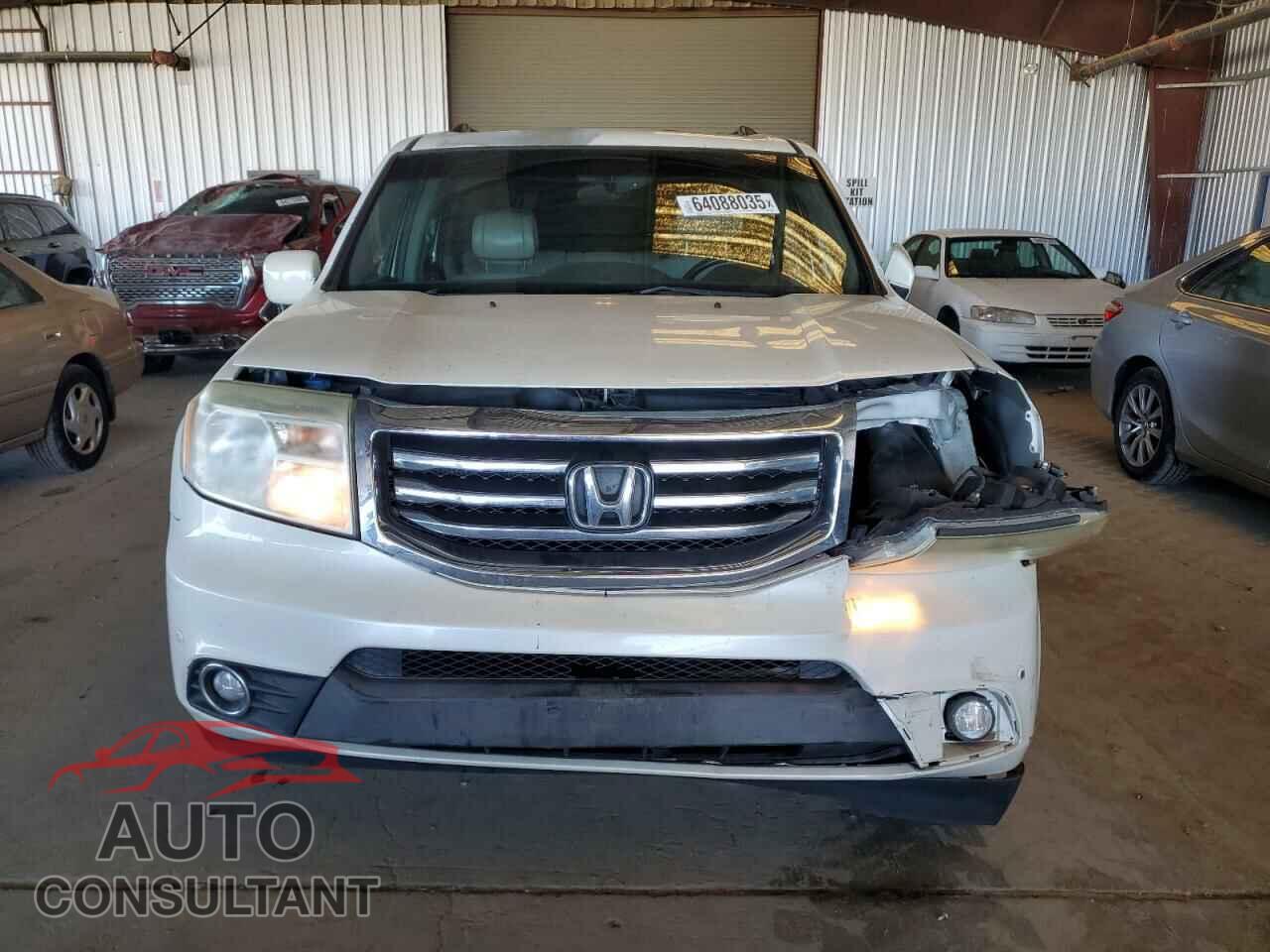 HONDA PILOT 2012 - 5FNYF4H98CB010888