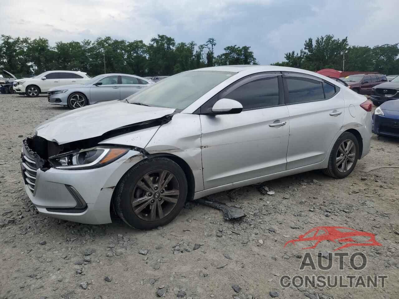 HYUNDAI ELANTRA 2018 - KMHD84LF6JU503149