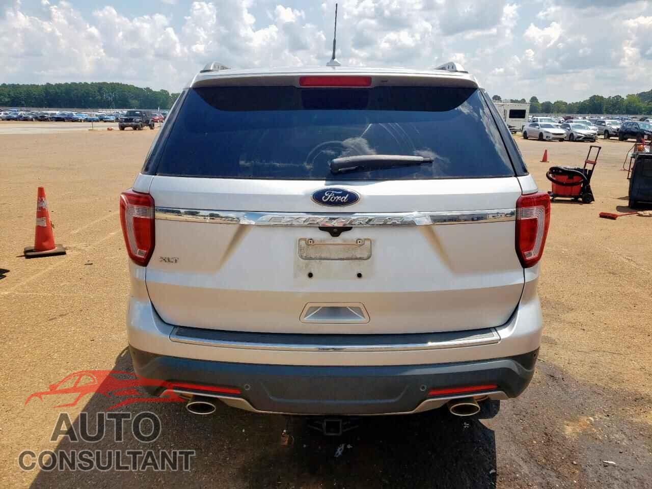 FORD EXPLORER 2018 - 1FM5K7D84JGB39271
