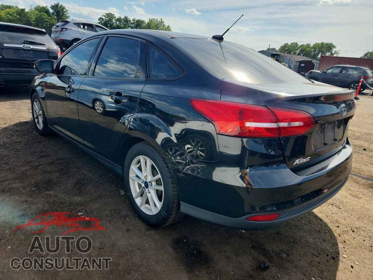 FORD FOCUS 2015 - 1FADP3F29FL216451