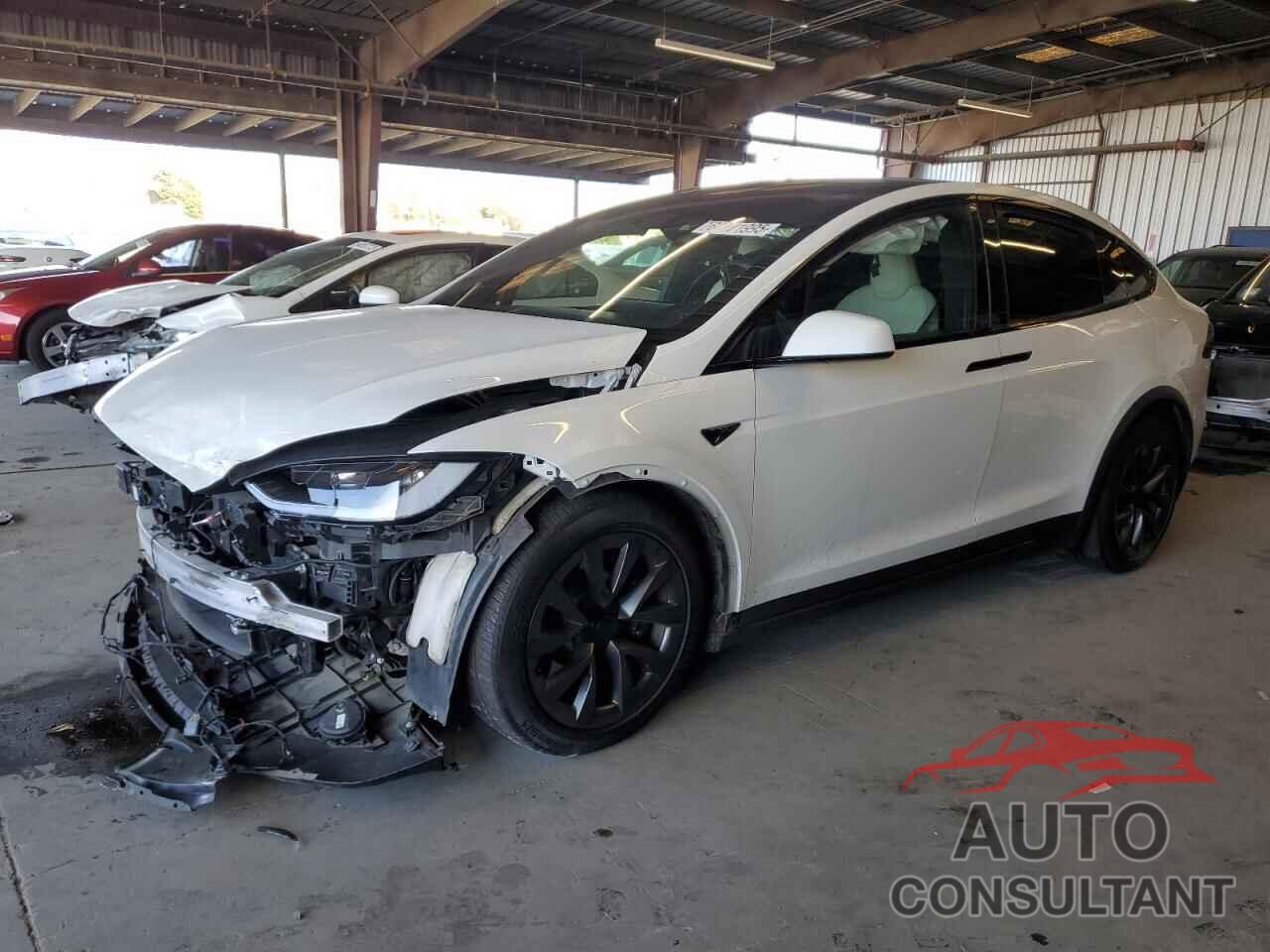 TESLA MODEL X 2023 - 7SAXCBE52PF425319