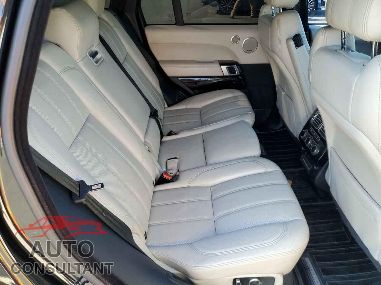 LAND ROVER RANGEROVER 2017 - SALGS2FE9HA321038