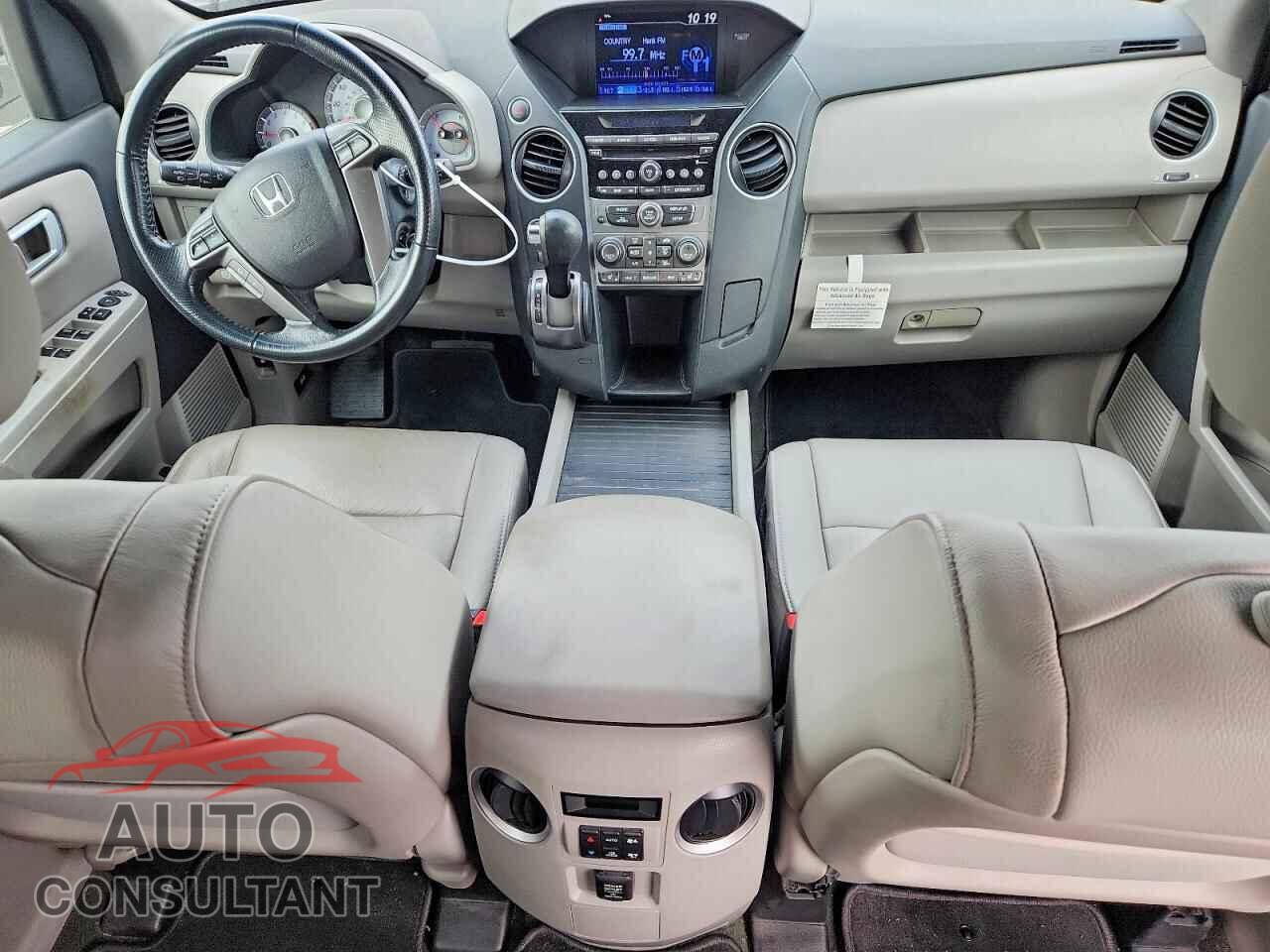 HONDA PILOT 2015 - 5FNYF4H54FB008976