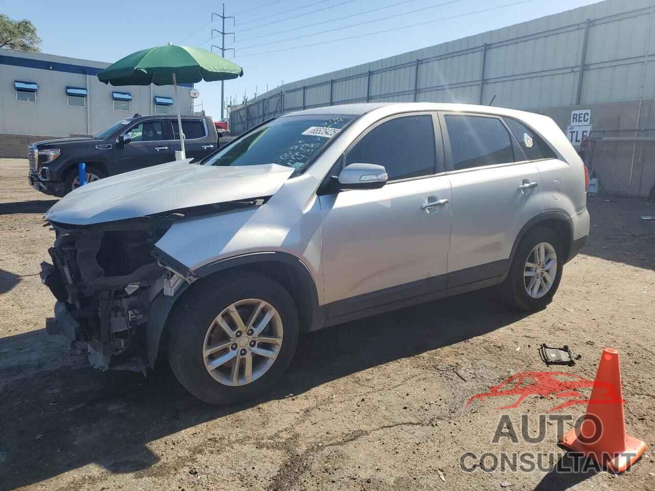 KIA SORENTO 2014 - 5XYKT4A64EG424972