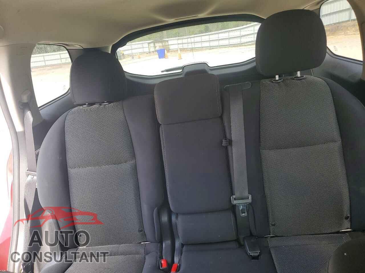 NISSAN PATHFINDER 2017 - 5N1DR2MM3HC657557