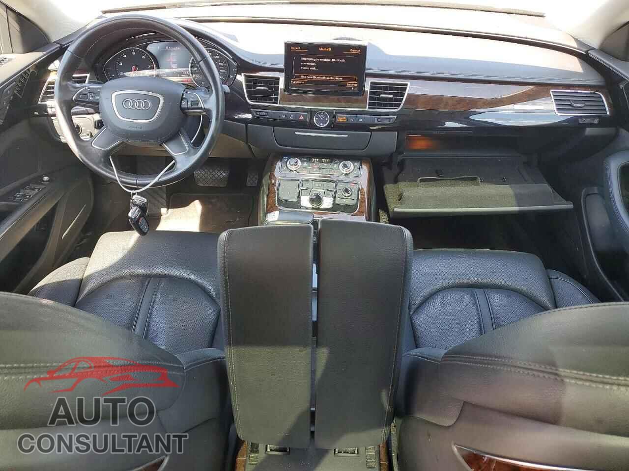 AUDI A8 2011 - WAURVAFD4BN018643