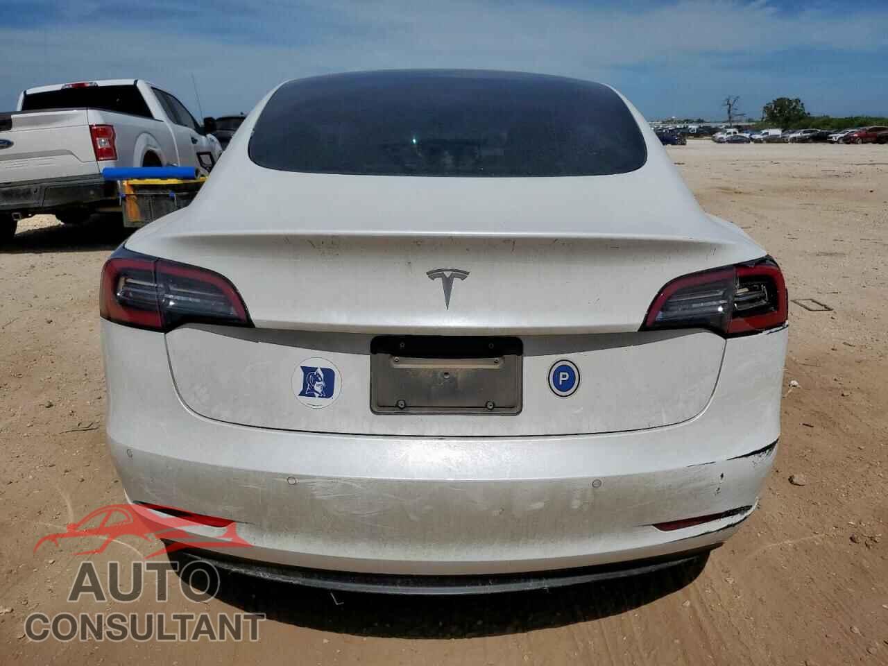 TESLA MODEL 3 2021 - 5YJ3E1EA9MF991650