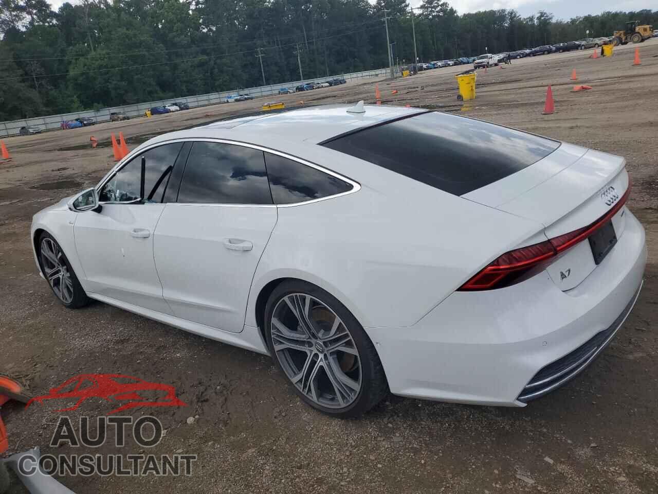 AUDI A7 2019 - WAUV2AF22KN028951