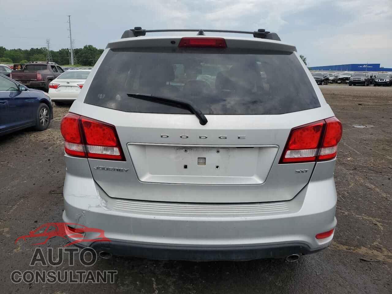 DODGE JOURNEY 2012 - 3C4PDCCG2CT158991