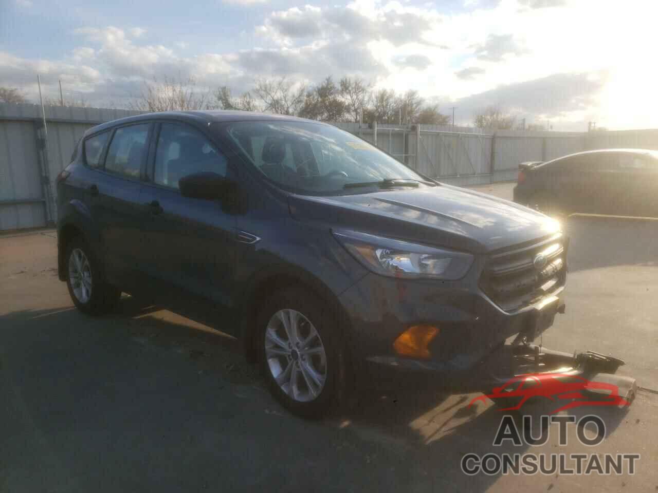 FORD ESCAPE 2019 - 1FMCU0F76KUB85880