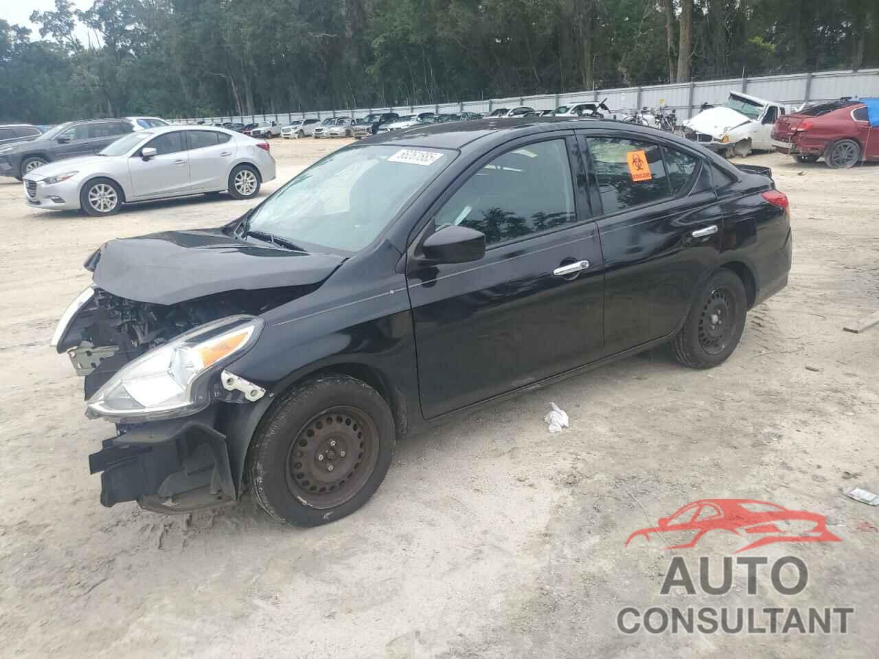 NISSAN VERSA 2017 - 3N1CN7APXHL887157