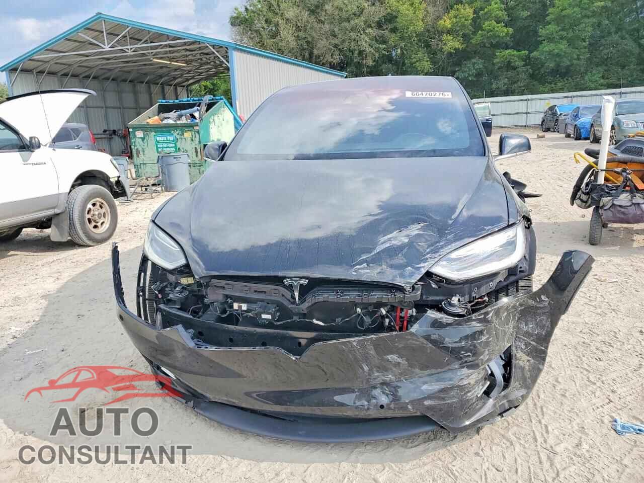 TESLA MODEL X 2017 - 5YJXCDE28HF031081