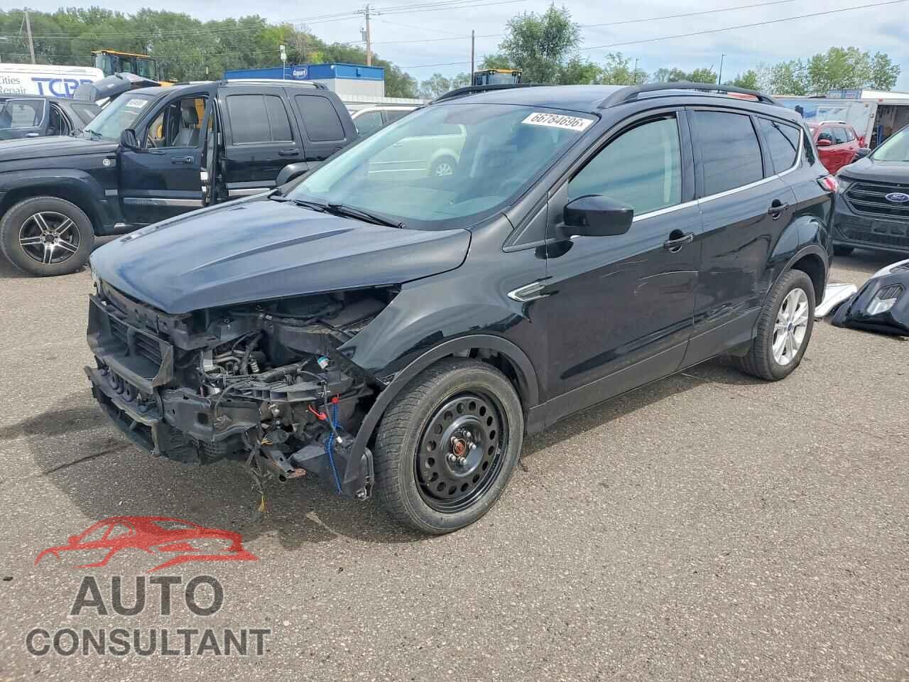 FORD ESCAPE 2017 - 1FMCU9G9XHUB80694