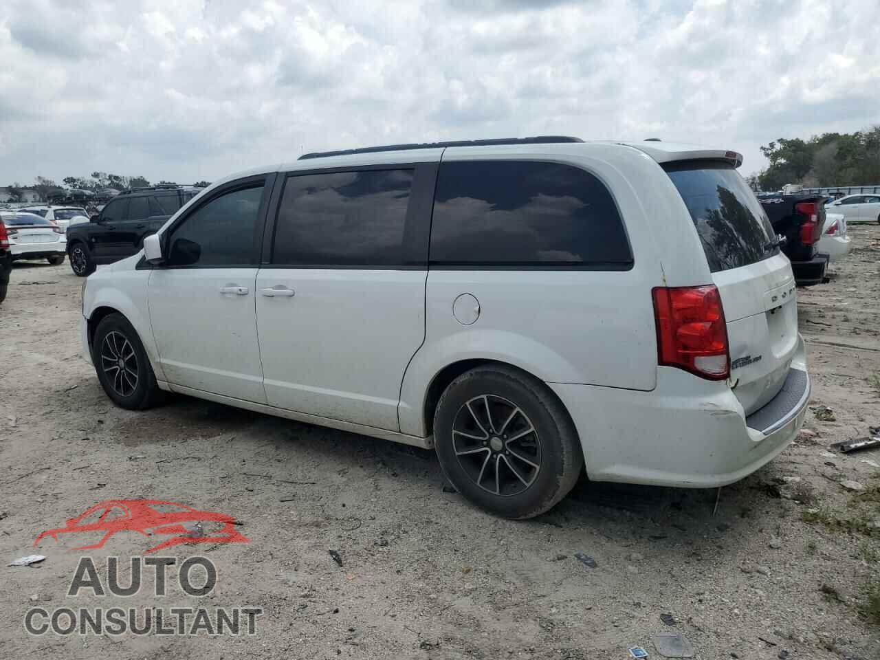 DODGE CARAVAN 2018 - 2C4RDGEG8JR250331