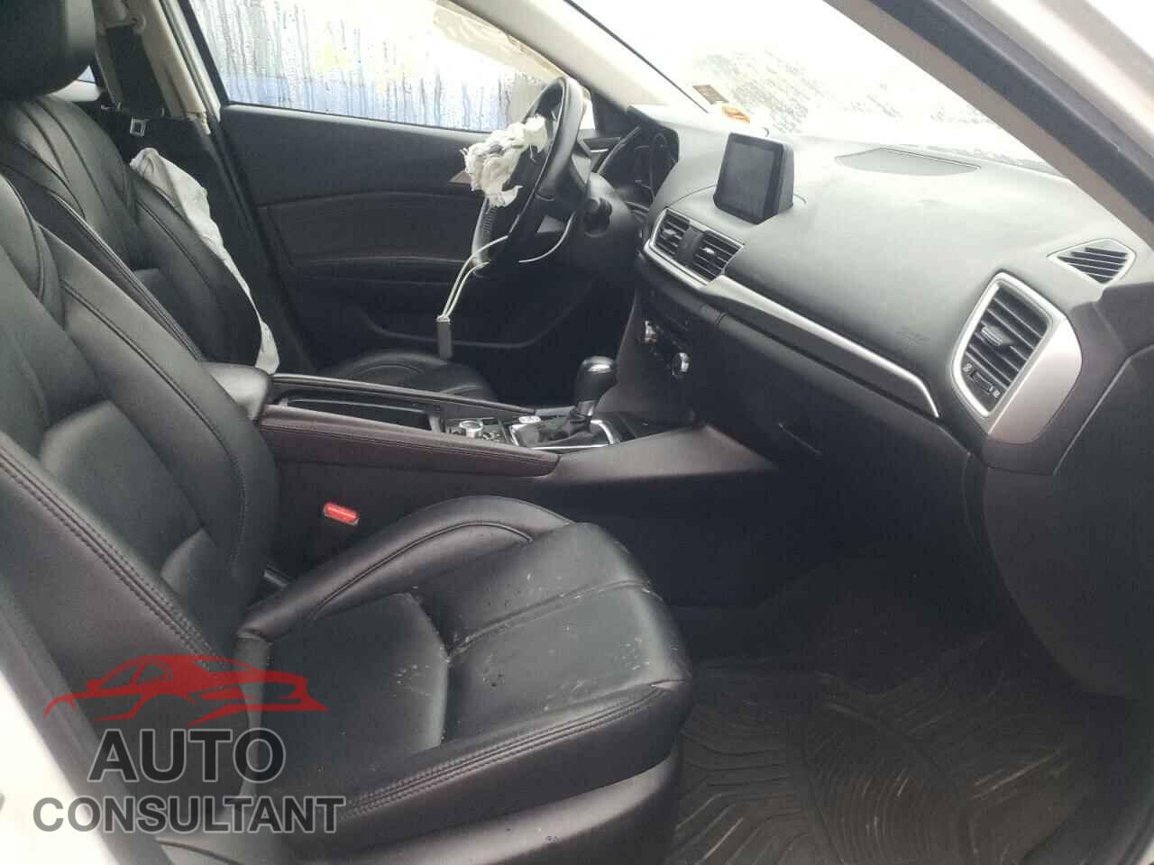 MAZDA 3 2017 - JM1BN1L36H1116363