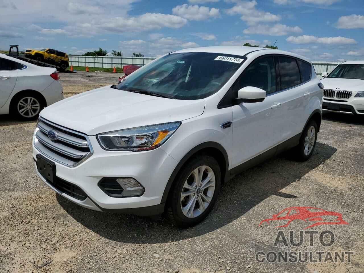 FORD ESCAPE 2017 - 1FMCU0GD9HUE70490