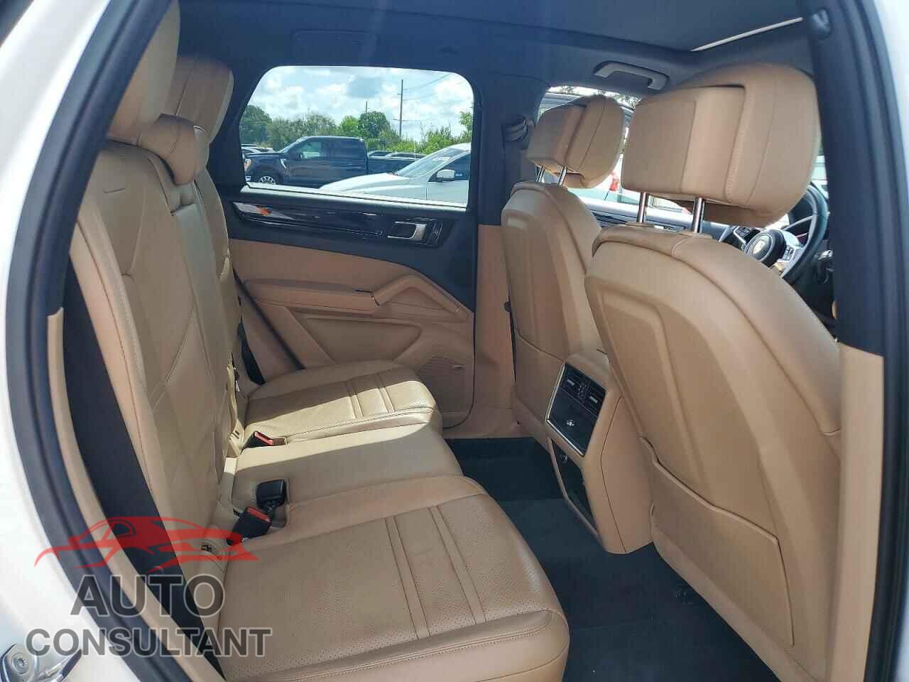 PORSCHE CAYENNE 2019 - WP1AA2AY4KDA07755