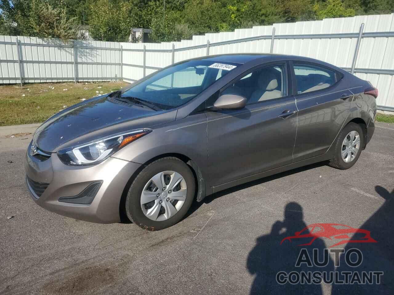 HYUNDAI ELANTRA 2016 - 5NPDH4AE4GH749120