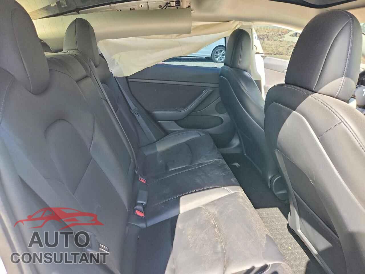 TESLA MODEL 3 2022 - 5YJ3E1EC8NF267340