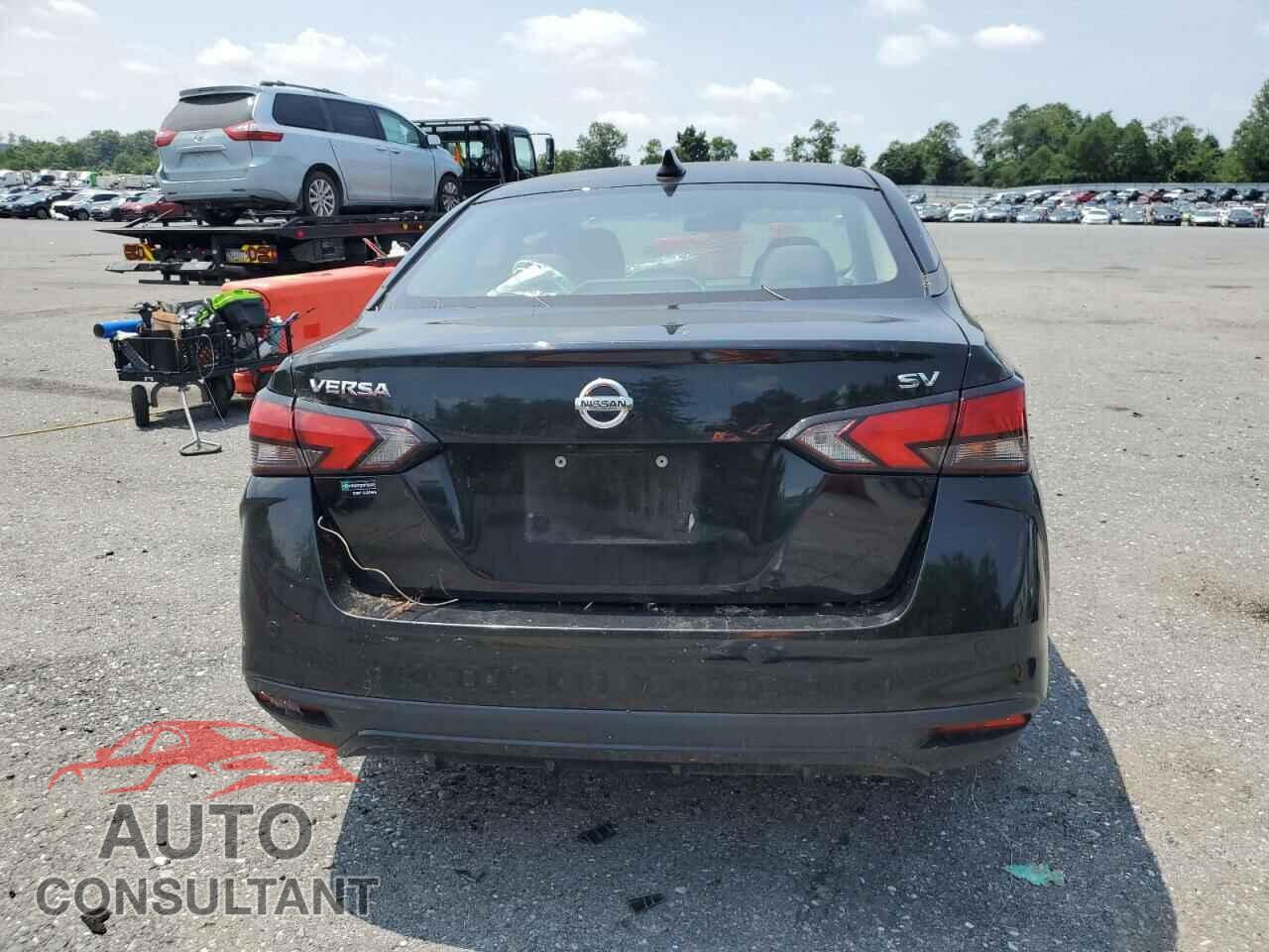 NISSAN VERSA 2020 - 3N1CN8EV4LL840035