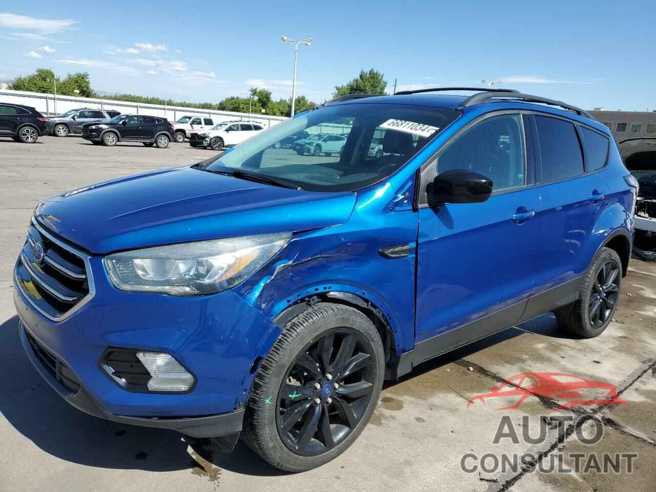 FORD ESCAPE 2017 - 1FMCU9GD8HUD27566