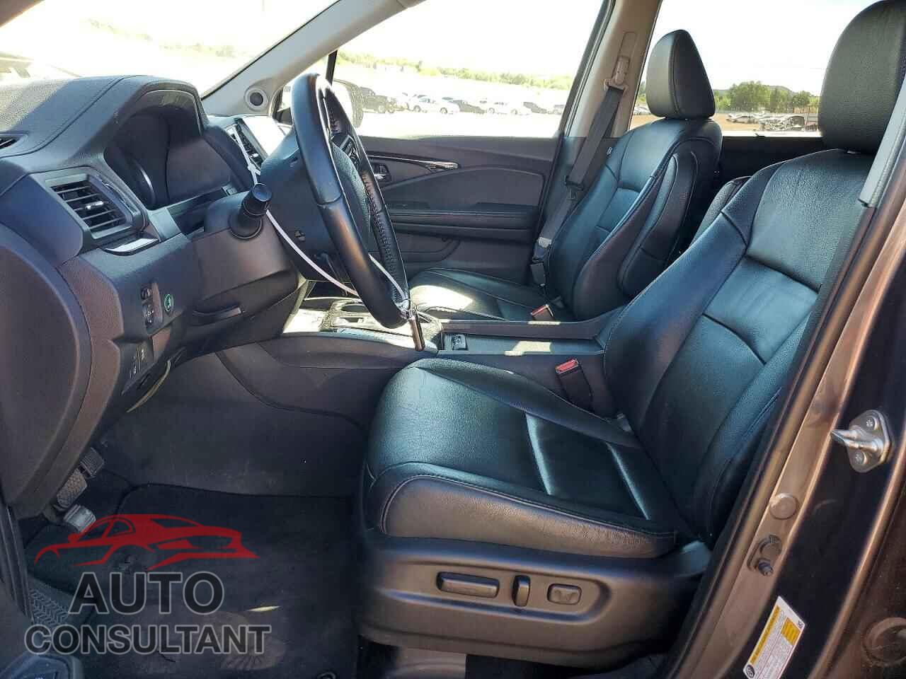 HONDA PILOT 2020 - 5FNYF5H99LB005608