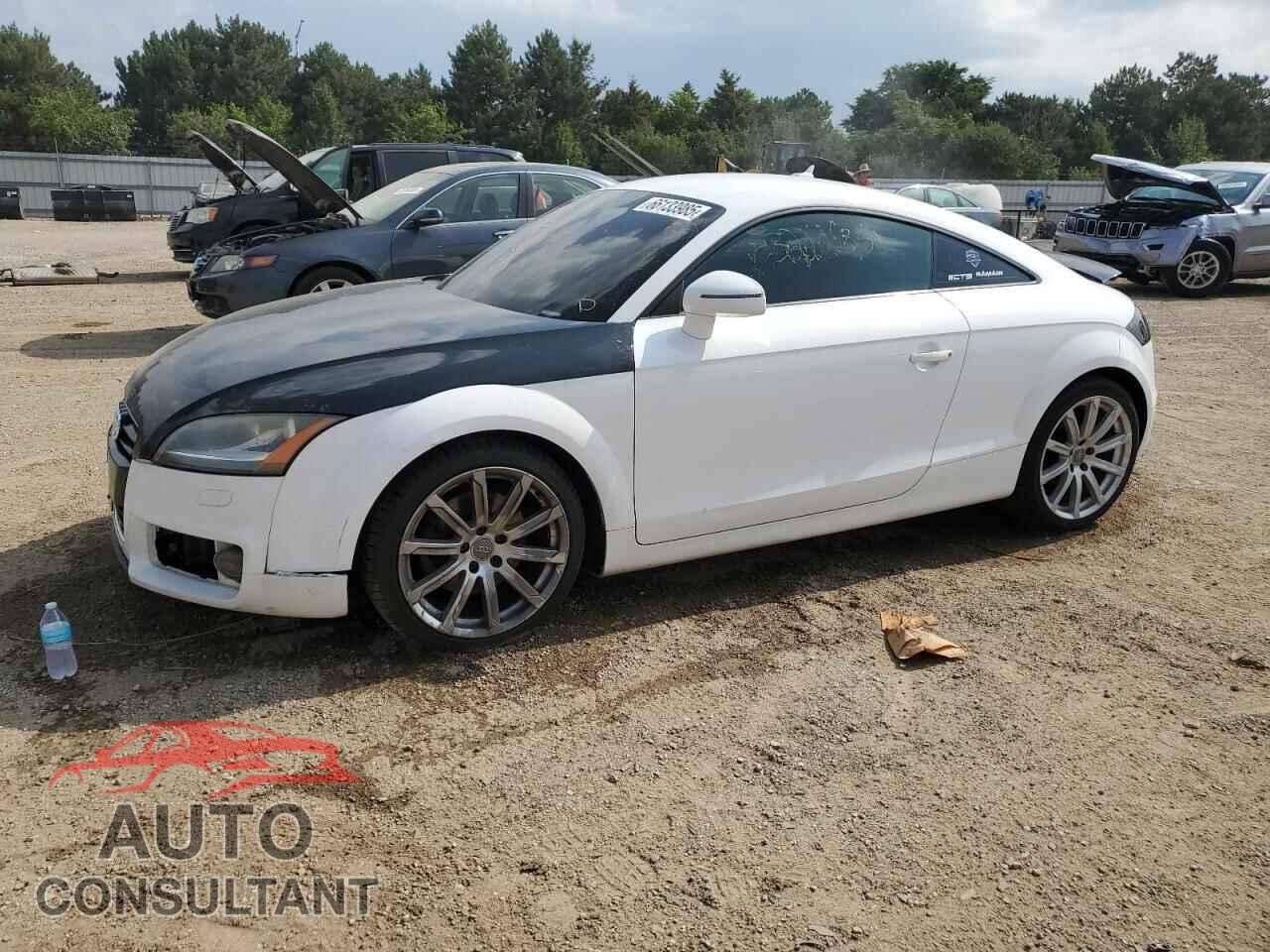 AUDI TT 2013 - TRUBFAFKXD1010191