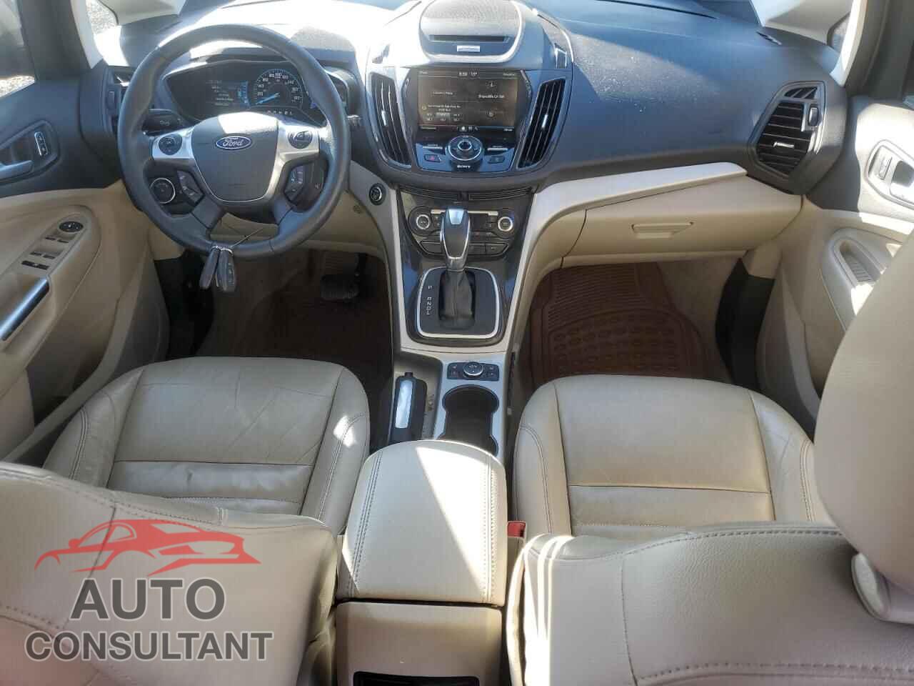 FORD CMAX 2015 - 1FADP5BU2FL119045