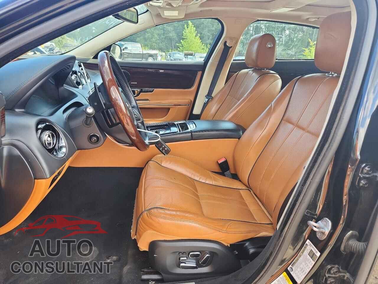 JAGUAR XJ 2014 - SAJWJ2GD2E8V74041