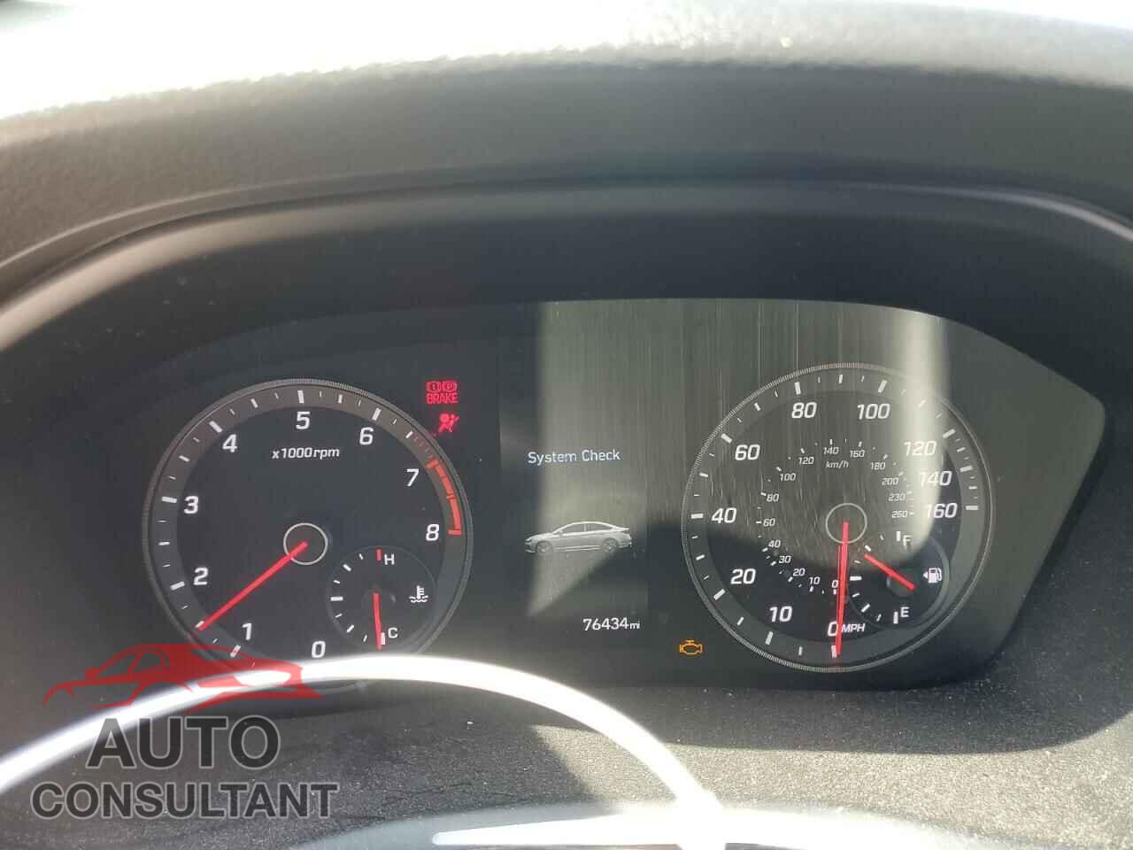 HYUNDAI SONATA 2018 - 5NPE34AF4JH634942